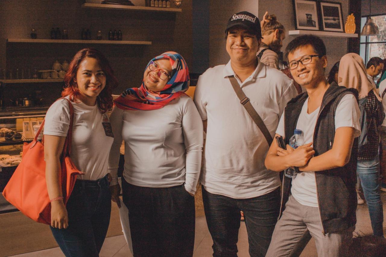 Nomad Hostel Kemang Jakarta Bagian luar foto