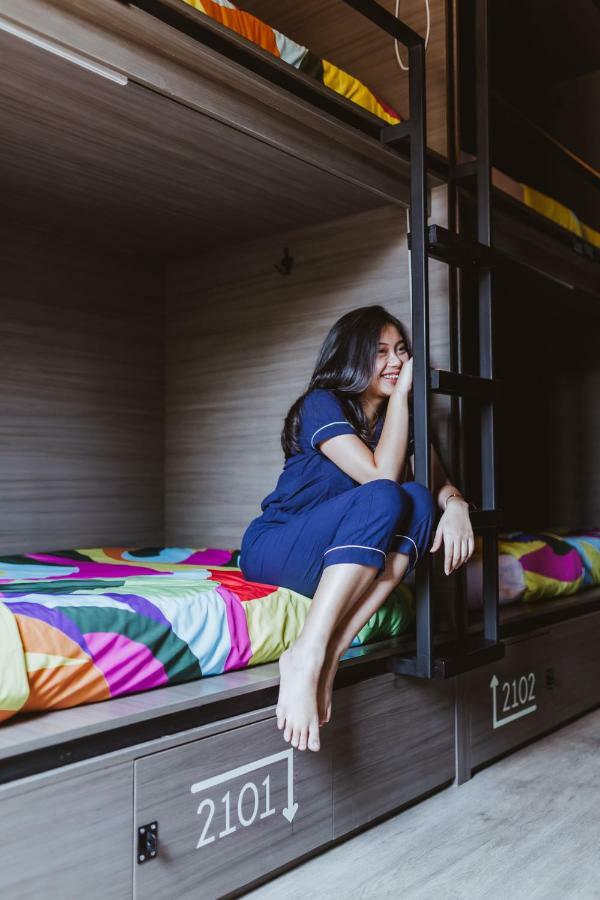 Nomad Hostel Kemang Jakarta Bagian luar foto